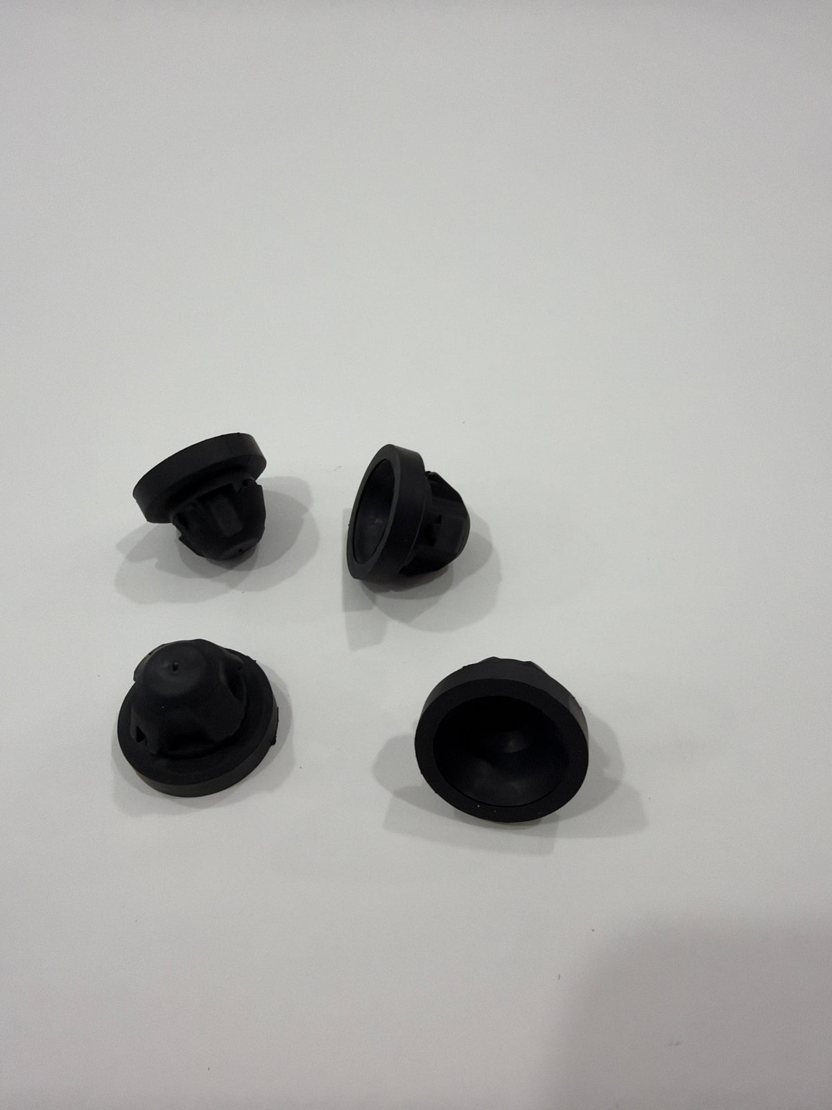 Husqvarna Automower Body Cover Push-In Coupling (4-pack) | Snaploc | 546632301