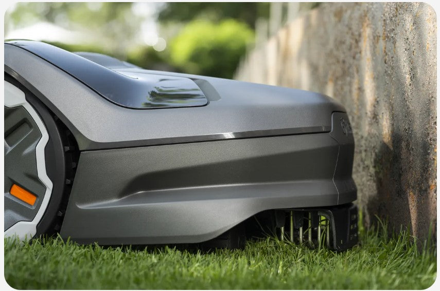 Husqvarna Automower® 305E NERA