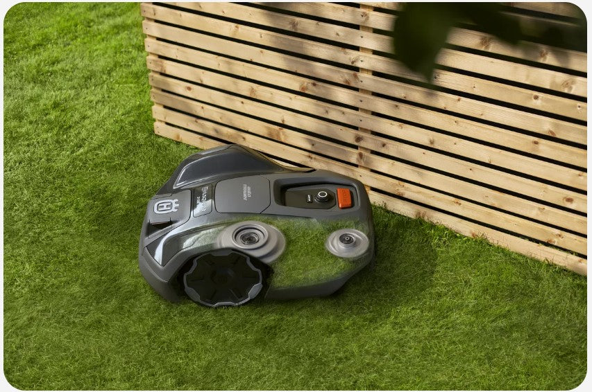 Husqvarna Automower® 305E NERA